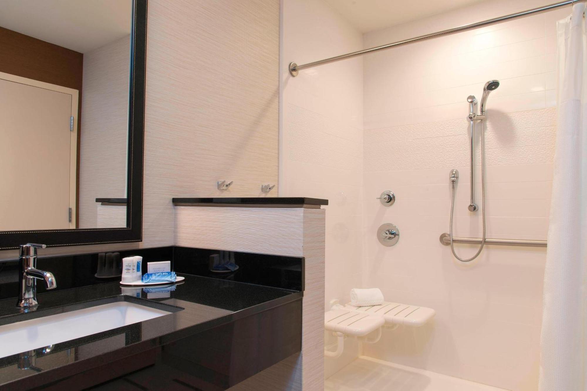 Fairfield Inn & Suites By Marriott Jackson Clinton Luaran gambar
